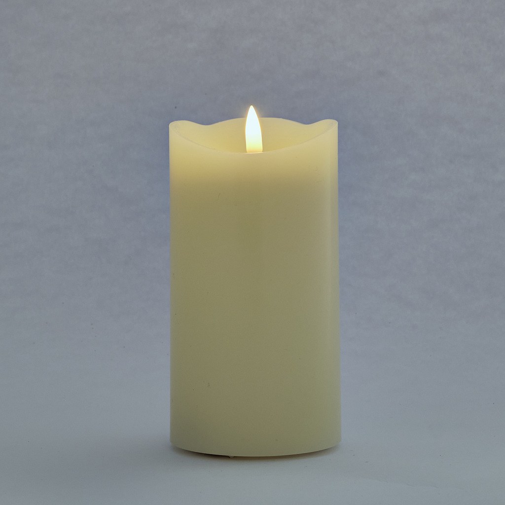 LED sviečka, vosková, 8 x 10 cm, mandľová