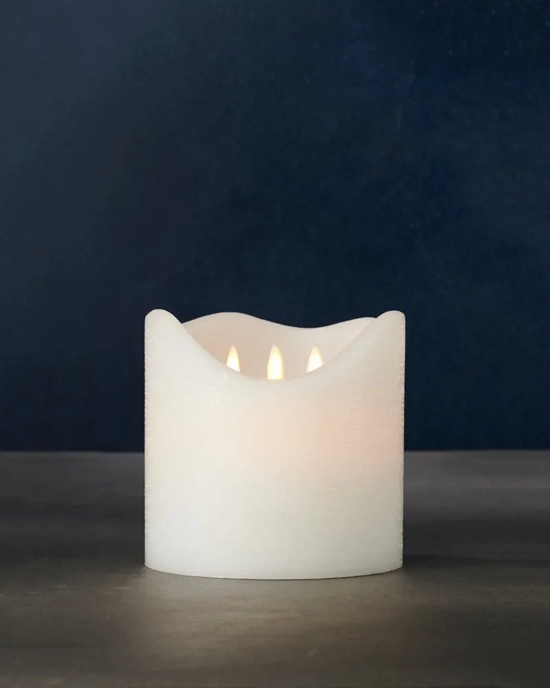 Vosková LED svíčka Sara exclusive 3 knoty, 15 x 15 cm, bílá