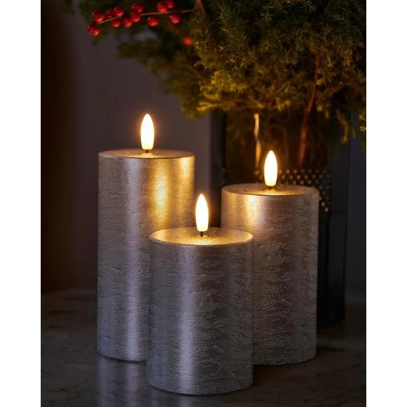 _Stiahnuté voskové LED sviečky Sille exclusive, 3ks, strieborná