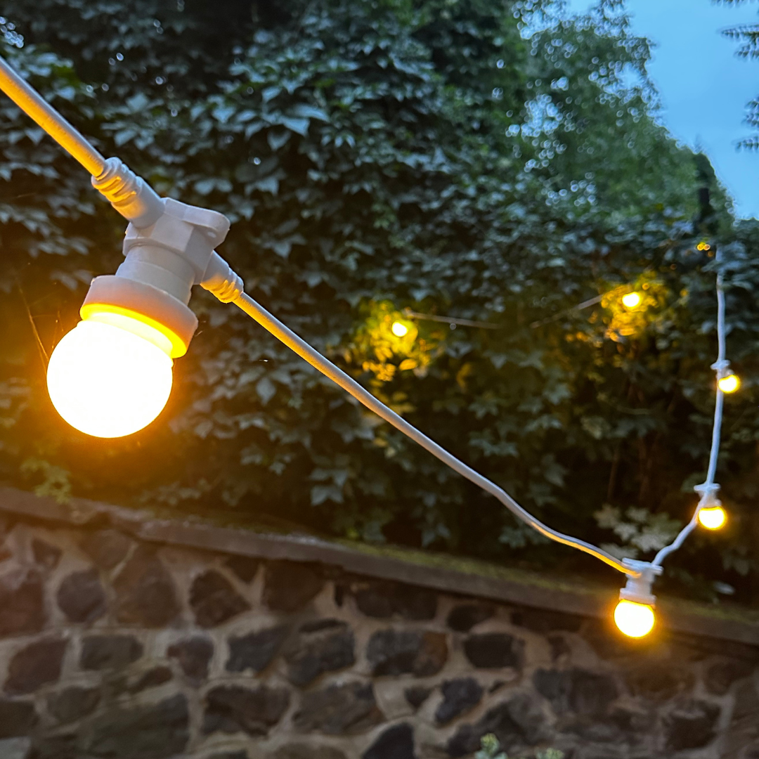 Girlanda s vymeniteľnými žiarovkami - 50m, 50objímok,biely kábel, IP67
