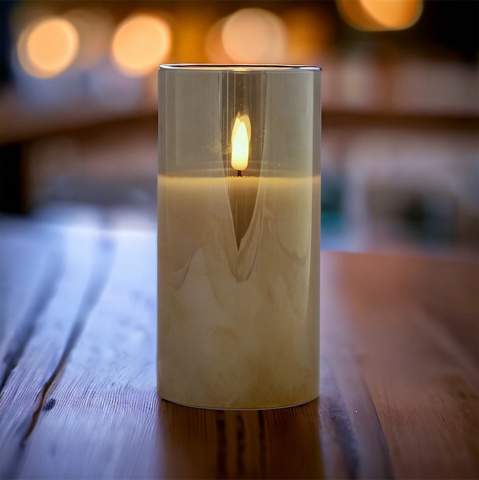 LED sviečka v skle, 7,5 x 12,5 cm, zlatá