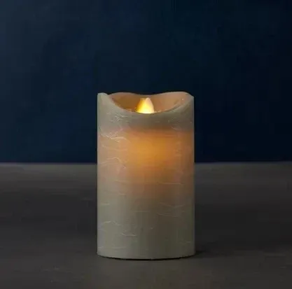 _Stiahnuté Vosková LED sviečka Sara, 12,5 cm, sivá