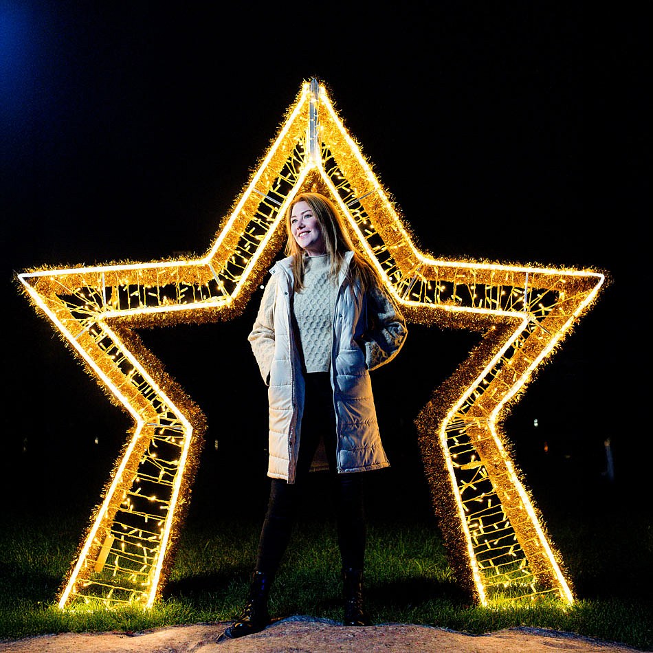 Svetelná brána Eco Fix 3D LED s hviezdami, 510 × 410 × 75 cm, teplá biela, hliník