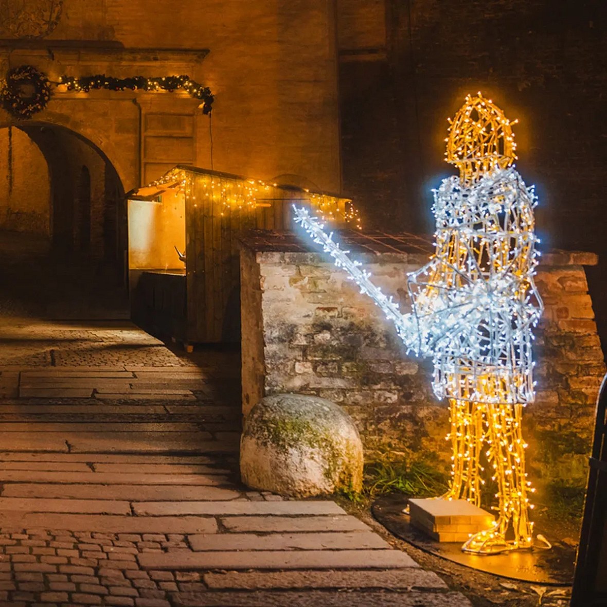 Eco Fix 3D LED Light Knight II, 220 cm, teplá a ľadová biela, hliník